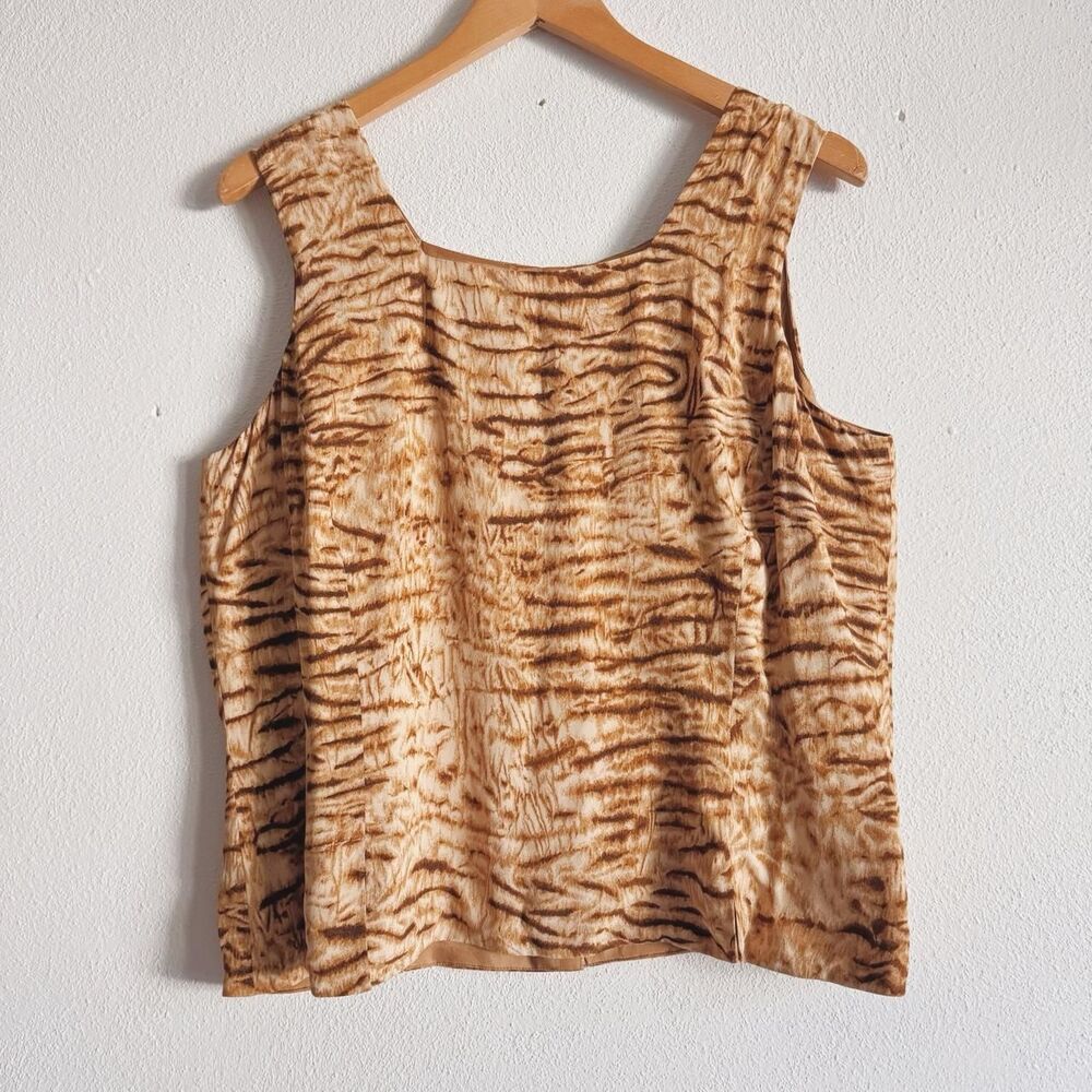 90s vintage tiger print tank w/ button down back